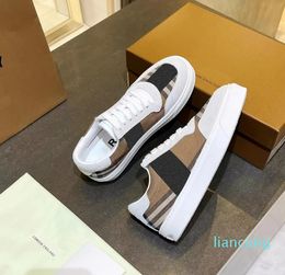 2023 Shoe classic Striped trainers Black sneaker womans mens Walking Casual shoe White Outdoor