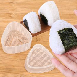 Sushi Tools 2Pcs Triangular Plastic Sushi Rice Ball Maker Mould Onigiri Mould Set Kitchen Gadgets Stuff Transparent Bento Accessories 230414