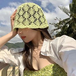 Berets Handmade Crochet Hollow Short Eaves Bucket Hats For Women And Men Summer Ins Fashion Korean Version Show Face Small Basin Cap