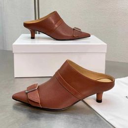 Autumn New Fashion Cat Heel Metal Belt Buckle Deep Mouth Pointy Head Female Middle Heel Mueller Sandals Drag 111623a