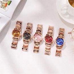 Wristwatches Ladies Temperament Luminous Steel Band Glass Alloy Quartz Watch Selling Products 2023 Fashion Watches