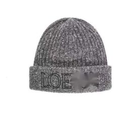 Loewees Beanie Designer Hat Top Quality Knitted Hat Children's Winter New Versatile Sweet Pullover Warm Student Woollen Hat