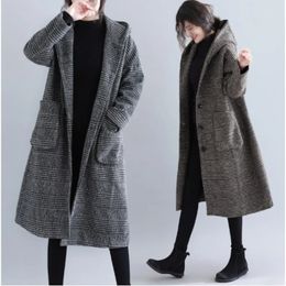 Women's Wool Blends Plaid Trench Woollen Coat for Women Winter Loose Coats with A Hood Fashion Thicken Warm Casual Button Oversized Jackets 231113