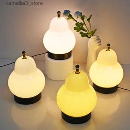 Night Lights Mediaeval French Cream Pear Table Lamp Bedroom Bedside Study Living Room Charging Touch Portable Atmosphere LED Decor Night Light Q231114