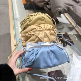 2023 venetasbottegas Handbag Pouch Net Red Pleated Cloud Bag Handheld Genuine Leather Soft Dumpling Single Shoulder Crossbody Women's