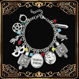 Beaded TV The Vampire Diaries Pendants Bangle Bracelet Mask Pentagram Link Chain Bracelets for Women AccessoriesL231114