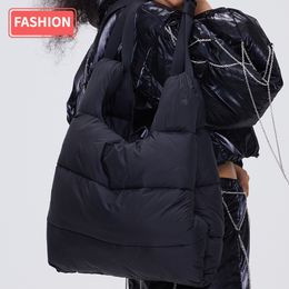 Fashion Vest Design Padded Shoulder Bag Designer Quilted Women Handbag 2023 Winter New Soft Space Down Cotton Ladies Bag Shopper Bags