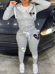 Women's Two Piece Pants LW Simple Set Women Casual Sporty Long Sleeve Zipper Design Top Hooded Collar Broken Heart Print Female Tracksuit 230414