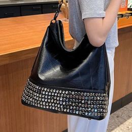 Evening Bags Rivet Shoulder Genuine Leather Large Capacity Women Handbags Fashion Black Ladies Tote Bucket Chain Crossbody Bag