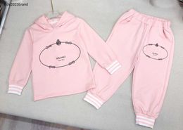 New baby Tracksuit Autumn Thread cuffs design kids designer clothes Size 100-150 Chest logo print hoodie and pants Nov10