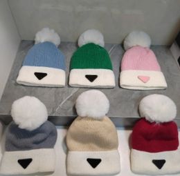 Simple Hats Designer hats Santa hats Cashmere thick knit men's hats Trend explosion wool hats Ladies hats all bring warmth