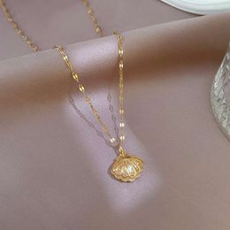 French Hollow Shell Pearl Necklace, Light , Niche Personality, High-end Sense, Fashionable and Versatile Titanium Steel Chain Pendant