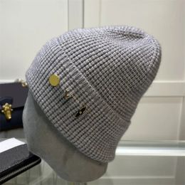 Luxury Wool Knitted Hat Luxury Woman Beanies L Fashion Skull Caps Brand Knit Cap Winter Warm Beanie Girls Fitted Hat Casual Cap Bonnet G2311141PE-3