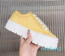 high quality Luxurys Designer Women Italy Time Out Sneaker Low Top CasualRubber Outsole Printed Calf Leather Classic Trainers