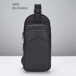 Upgraded version of BU various men's bags, chest bags, crossbody bags, top-quality Tyre leather bags, original hardware, brand-name bags, luxury woven bags, sync Original