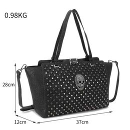 2023 Fashion Skull Rivet Bat Punk Gothic Women's Handbag One Shoulder Crossbody Bag Drive Bags 231114