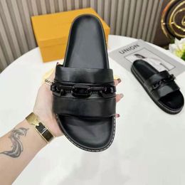 Beach Thick bottom Cartoon slippers fashion summer sexy Outdoor platform lady Sandals Alphabet Leather designer Hotel Metal chain women shoes size 35-42-45 with box