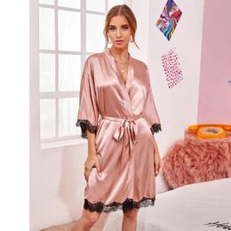 Women's Sleepwear Satin Robe Sexy Ladies Bathrobe Pink Belted Kimono Gorgeous Bridesmaid Pajamas Summer Nightgown