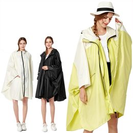 Raincoats Big Size XXL Women Breathable Raincoat Lightweight Rain Coat Poncho Ladies Waterproof Cloak Raincoats Adults Windproof Rainwear 230414