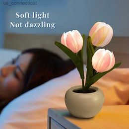 Table Lamps LED Tulip Table Lamp Bedside Night Light Simulation Flower Lamp Romantic Atmosphere Desklamp Birthday Christmas Gift Home Decor R231114