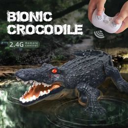 Electric/RC Animals 2.4G RC Crocodile Electric Remote Control Alligator Boats Waterproof Crocodile Remote Control Toy for Kids Summer Water Fun Toy Q231114