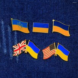 Brooches 5 Pcs /Set Friendship Flag Between Ukraine And The United States UK USA Pins Golden For Backpack Bag Hat