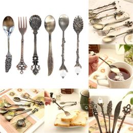 Dinnerware Sets 6PCS Crystal Vintage Pattern Tableware Coffee Tea Royal Metal Carved Fruit Fork Spoon Dessert Table Decor