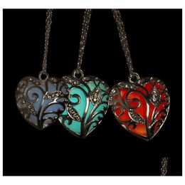 Pendant Necklaces Mix Colours Novelty Luminous Heart Shape Necklace Glowing In The Dark Charms Fashion Jewellery For Women Drop Dhgarden Dhcyc