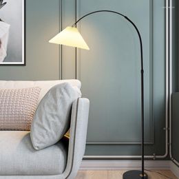 Floor Lamps Big House Lamp Modern Simple LED Indoor Nordic Living Room Bedroom Bedside Vertical Lampe De Salon Decoration