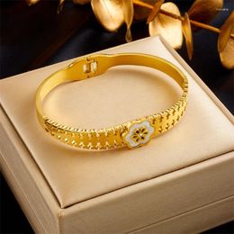 Bangle Fashion Niche Simple Commuting Retro High-end Shell Flower Wide Face Metal Gilded Titanium Steel Bracelet For Women Jewelry.