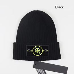Beanie designer beanie luxury beanie solid Colour letter fashion leisure prevalent versatile beanie warm letter hat Christmas gift Style 9 very very nice