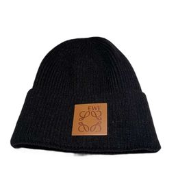 Beanie Designer Knitted Hat Solid Bonnet Men And Women Warm Breathable Trend Of Autumn And Winter Lovely Fashion Motifs Cap