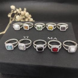 Designer Hot Selling Band Rings Women Luxury Twided Two Color Cross Pearls Vintage Ring 925 Sterling Silver Diamond Wedding Fashion Jewelry Gift