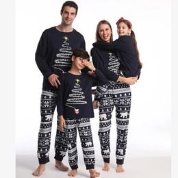 Family Matching Outfits Winter Year Fashion Christmas Pyjamas Set Mother Kids Clothes Christmas Pyjamas For Family Clothing Set Matching Outfit 231114