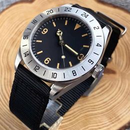 Wristwatches Dive Watches NH35A Sapphire Glass Black Dial Luminous 39mm Mechanical Watch Men Business Dress Clock Screw Crown