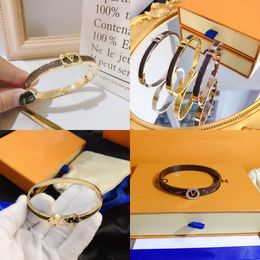 New Style Bracelets Women Bangle Designer Letter Jewelry Faux Leather 18K Gold Plated Stainless steel Wristband Cuff Fashion Jewelry Accessories Y23458