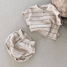 Clothing Sets born baby clothes boy casual western style striped shortsleeved Tshirt suit girl baby summer cotton triangle shorts suit 230413