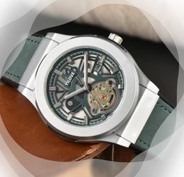 Popular Men's Atmospheric Business Watch 42mm Quartz Movement Clock Genuine Leather Buckle Band Presidents Day Date Running Seconds Hollow Skeleton Wristwatch