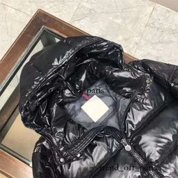 Men's Designer Winter Warm Windproof Down Jacket Shiny Matte Material M-5xl Couple New Fashion 705 854