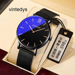 Wristwatches Luxury Quartz Watch Thin Watch for Men High School Students Trendy Korean Version Automatic Waterproof Quartz