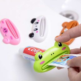 New For Home Bathroom 1 Pcs Animal Easy Toothpaste Dispenser Plastic Tooth Paste Tube Toothpaste Squeezer Rolling Holder Cocina