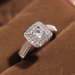 Solitaire Ring Luxury 925 Sterling Silver Ring Women's Wedding Band Square Zircon Party Engagement Ring Eternal Jewellery 231115