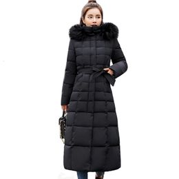 Women's Down Parkas European Style Winter Jacket Women Hooded With Fur Warm Thicken Womens Long Coat Female 231114