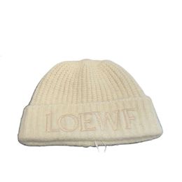 Lowewe Designer Classical Beanie Hats Knitted Hats Women's Designer Beanie Cap Winter Men's Woollen Woven Thermal Hats