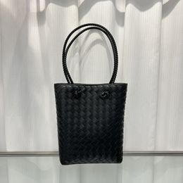 The latest braided Tote bag Vertical version Luxury totes designer bag womens handbags tote bag Hot ladies Casual purse female shoping bag