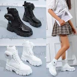 Boots Large buckle style Martin boots for children with thick soles and tie ups fashionable and cool new women's shoes T231115