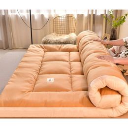 Bedding sets Premium Mattress Topper for Ultimate Comfort and Support Futon el Quality Double Bed Pad Cover Sleeping Mats on the Floor 231115