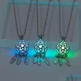 Pendant Necklaces Voleaf Dream Catcher Necklaces For Women Retro Hollow Feather Net Pendant Glow In Dark Luminous Jewelry Vne114 Drop Dhpyc