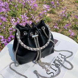 Shopping Bags New Women's Shiny Diamond Hand Fashion Trend Hands Chain Single Shoulder Studded Bucket Bags