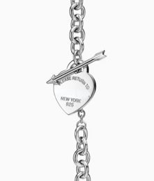 Дизайнерские украшения Ожерелье в форме сердца Ожерелье серии T Европейские и американские мужчины и женщины с цепочкой на ключице Ожерелье для пары Ожерелье на День Святого Валентина праздничные подарки